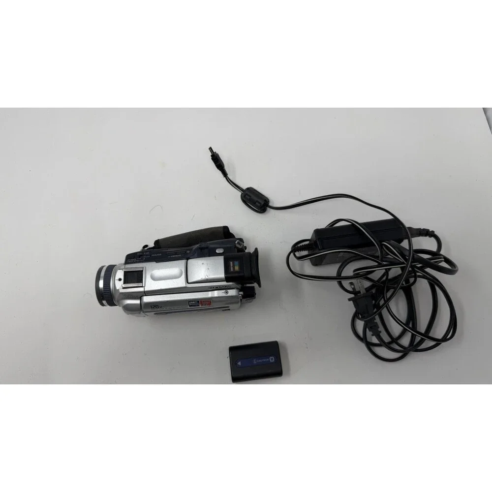 Sony Handycam DCR-TRV18 MiniDV Digital Camcorder Video Camera Tested/work